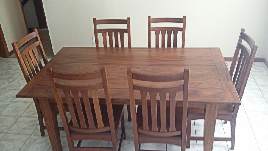 Custom Made Dinning Room Table for a Columbus Ohio Family.